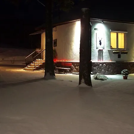 Vadaszles Vendeghaz Daire Bukkszentmarton