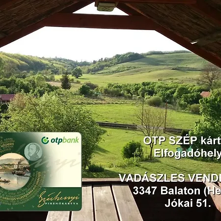 Vadaszles Vendeghaz *